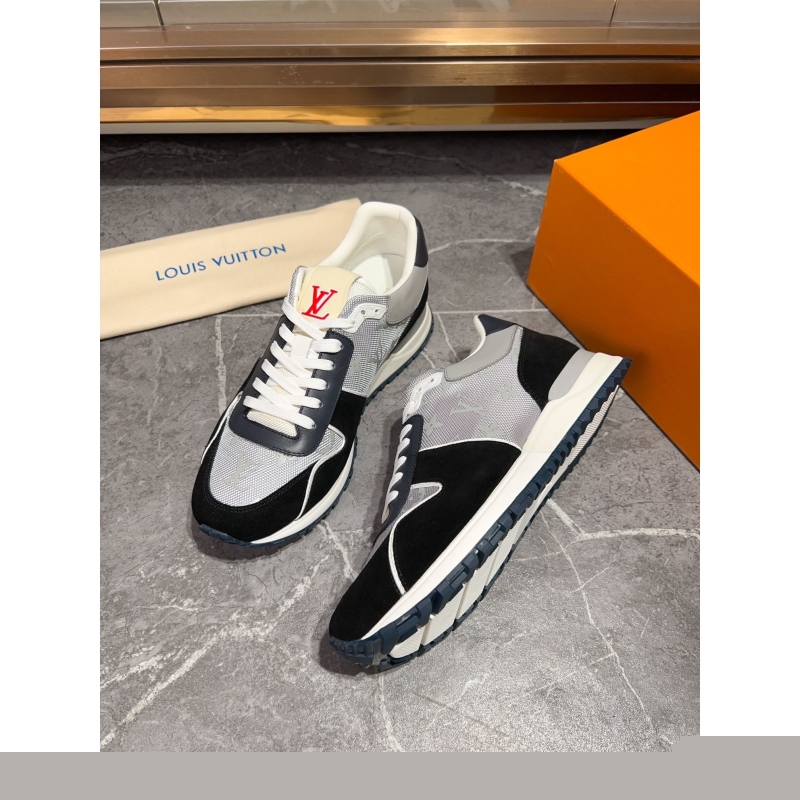 l**is V*t*n sneakers